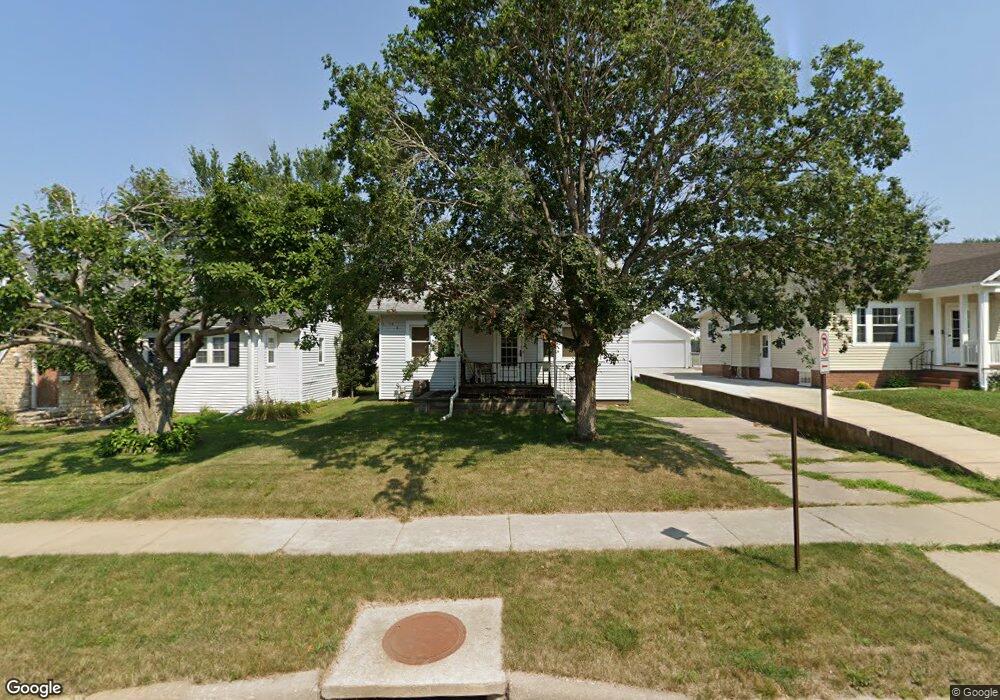 259 18th St NW, Cedar Rapids, IA 52405 - photo 1