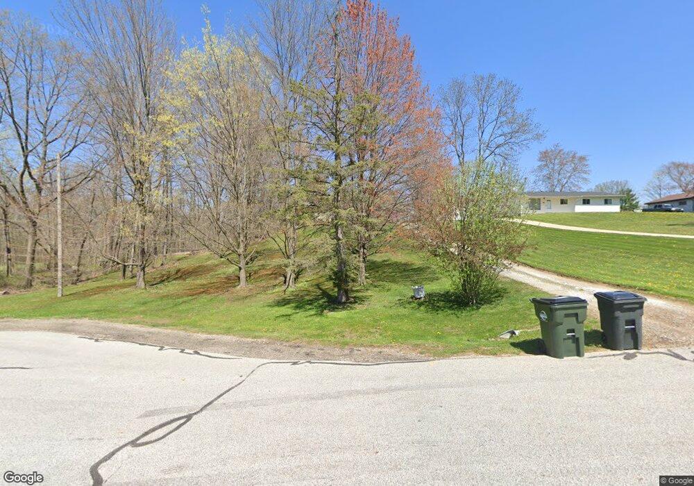 834 Sherwood Dr, Aurora, OH 44202 - photo 1