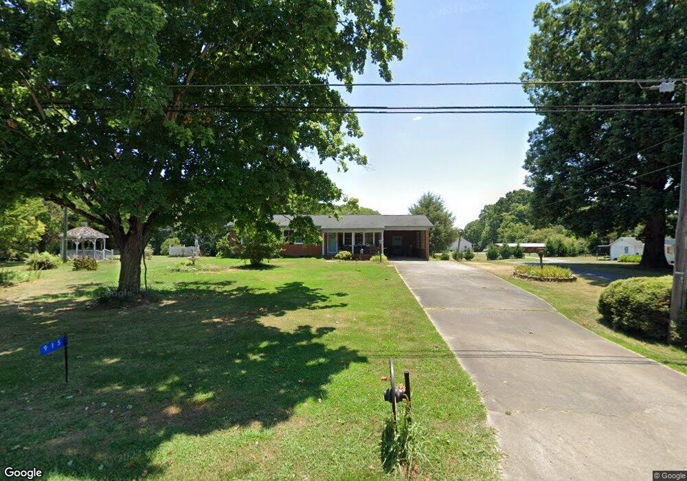 915 Mack Rd, Asheboro, NC 27205 - photo 1