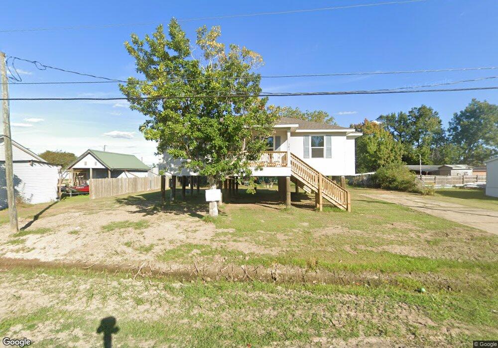 303 Sterling Dr, Houma, LA 70363 - photo 1