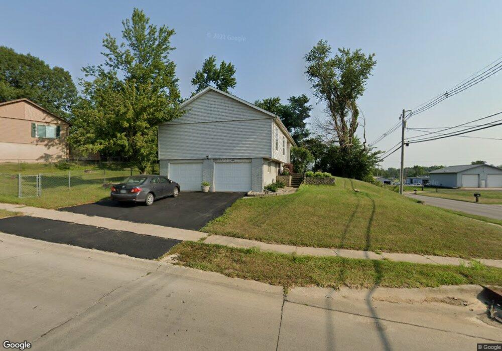 4200 Orchard Dr NW, Cedar Rapids, IA 52405 - photo 1