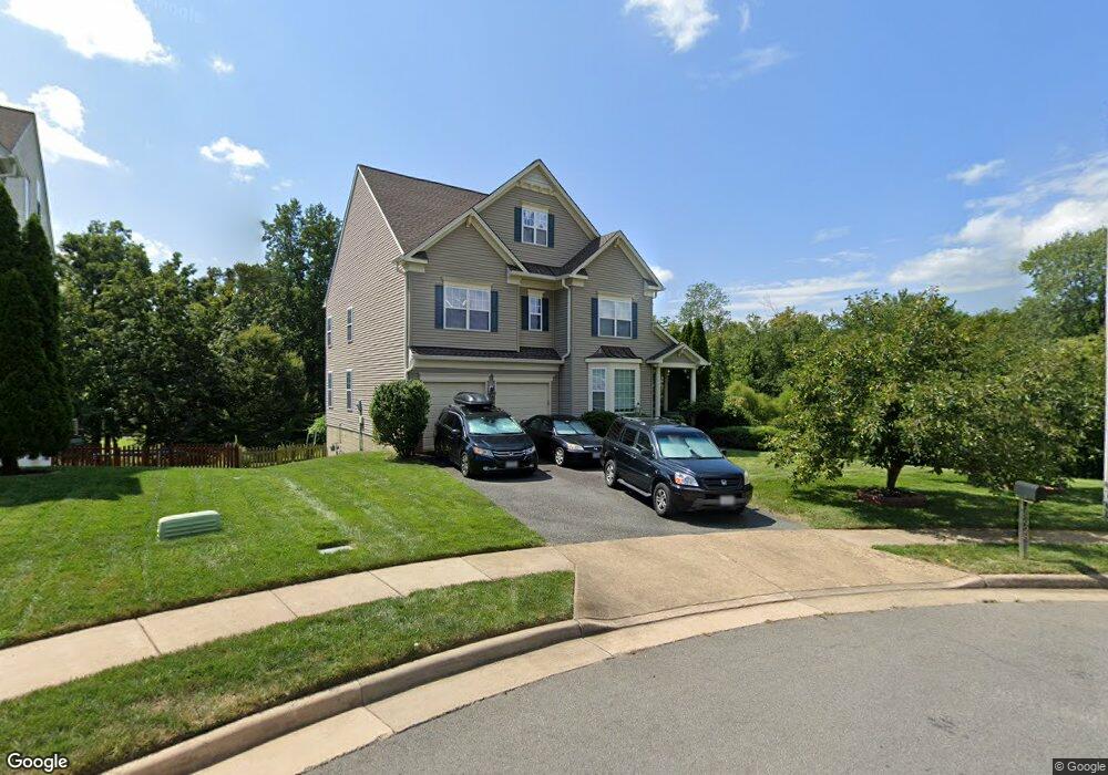 18924 Highland Park Dr, Triangle, VA 22172 - photo 1