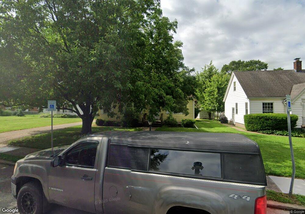 1429 E High St, Davenport, IA 52803 - photo 1