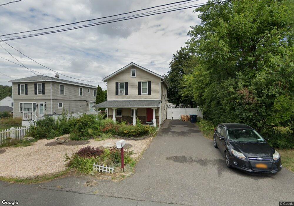 8 Birch La, East Greenbush, NY 12144 - photo 1