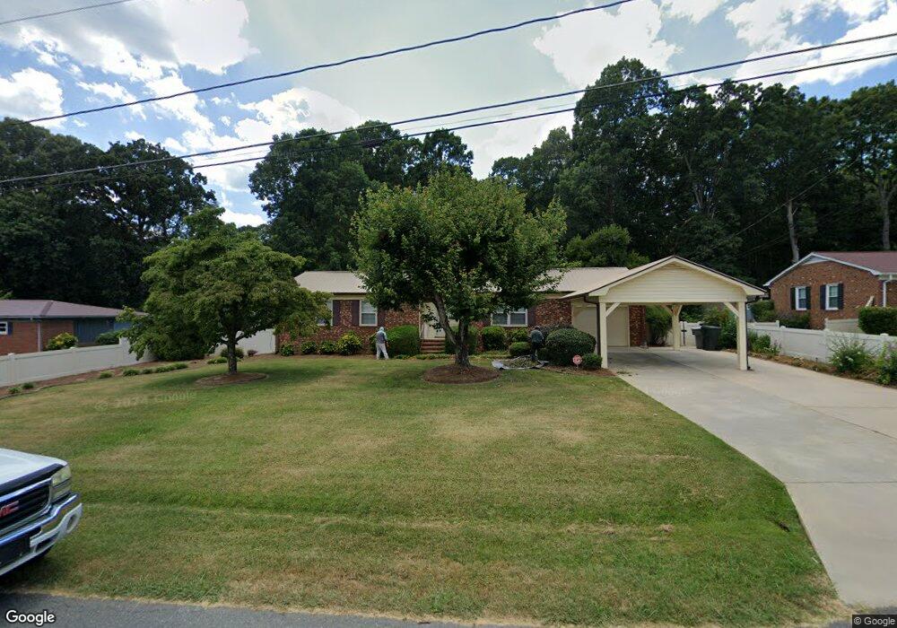 1638 Plantation Cir, Asheboro, NC 27205 - photo 1