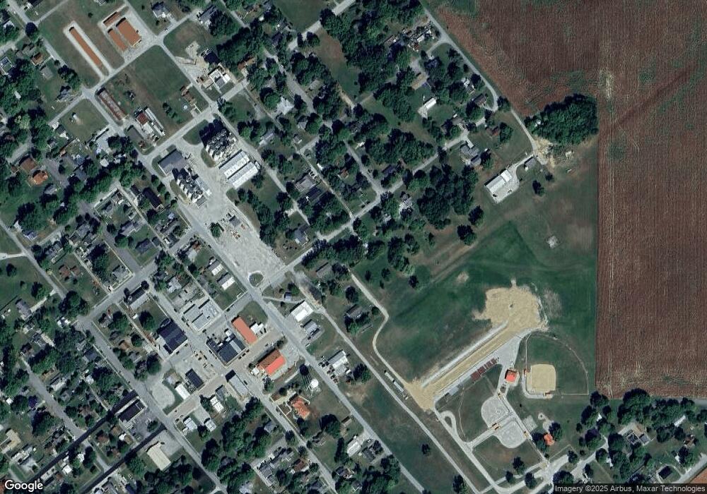 201 E Franklin St, Colfax, IN 46035 - photo 1