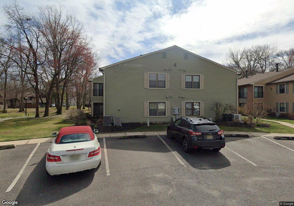 25 W Bluebell Ln, Mount Laurel, NJ 08054 - photo 1