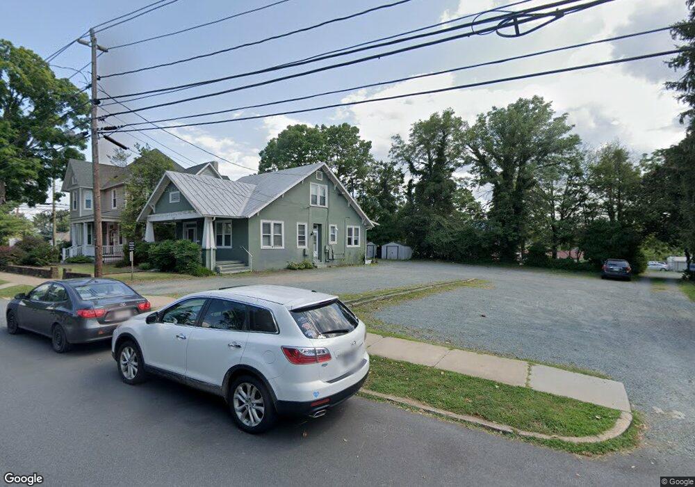 930 E Jefferson St, Charlottesville, VA 22902 - photo 1