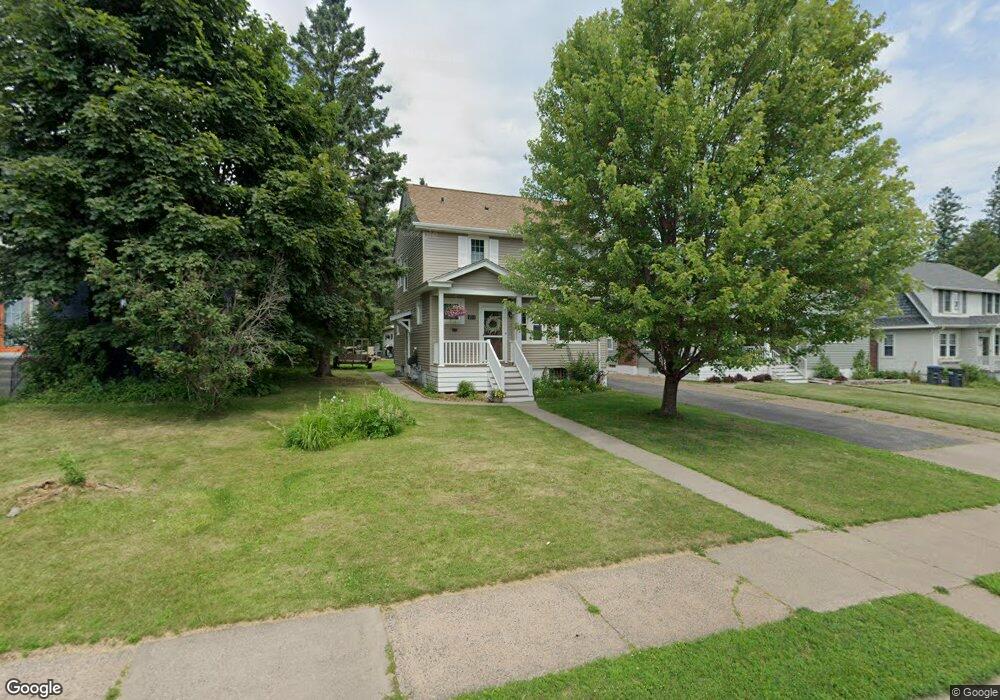 233 W Kent Rd, Duluth, MN 55812 - photo 1