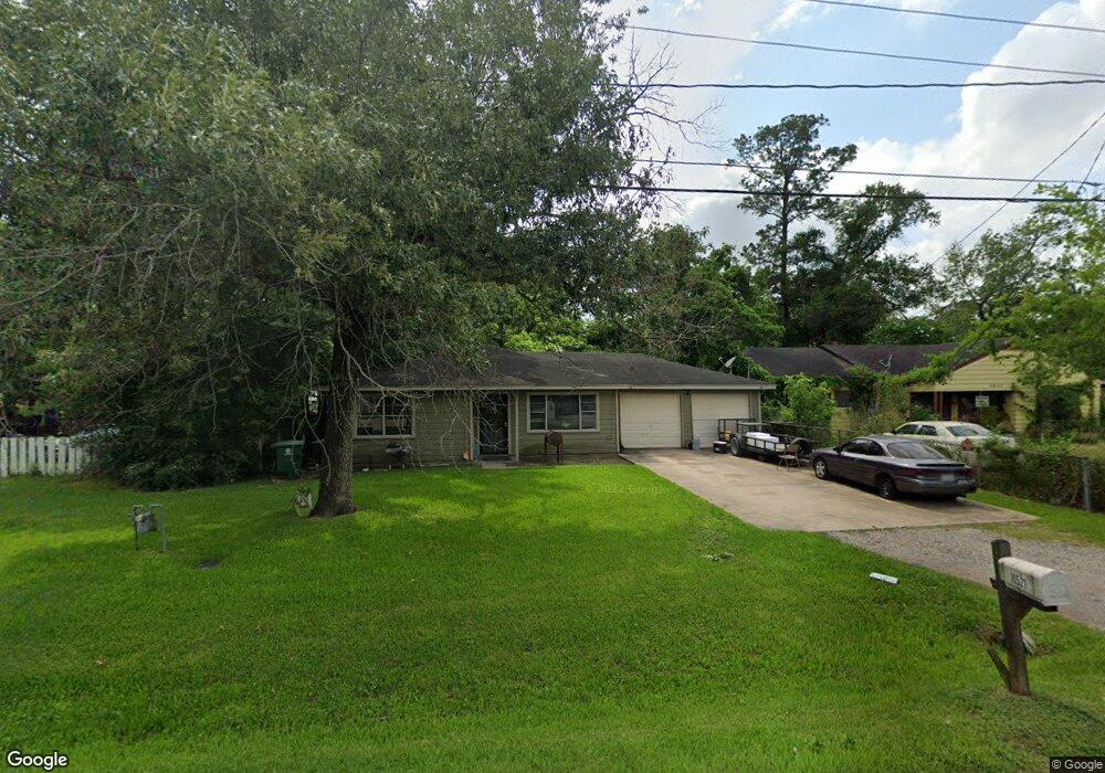 10521 Wicklowe St, Houston, TX 77016 - photo 1