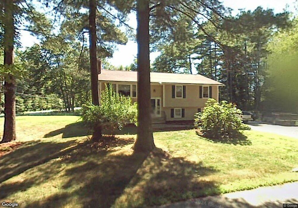 2 Walden Dr, MerriMacK, NH 03054 - photo 1