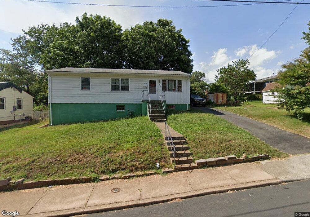 1605 Meridian St, Charlottesville, VA 22902 - photo 1