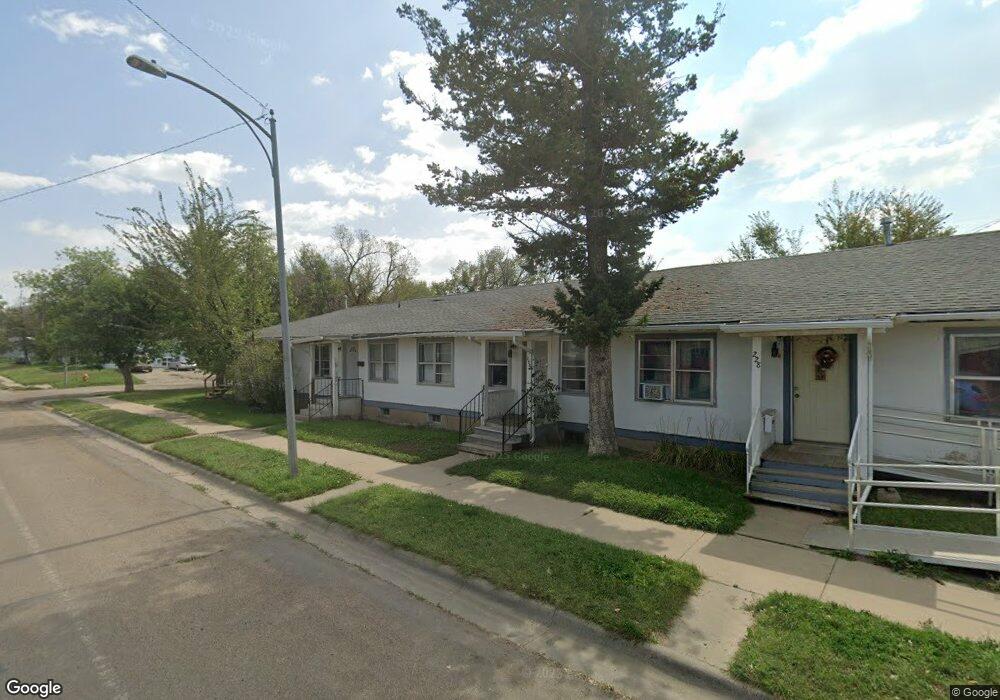 228 10th St, Havre, MT 59501 - photo 1