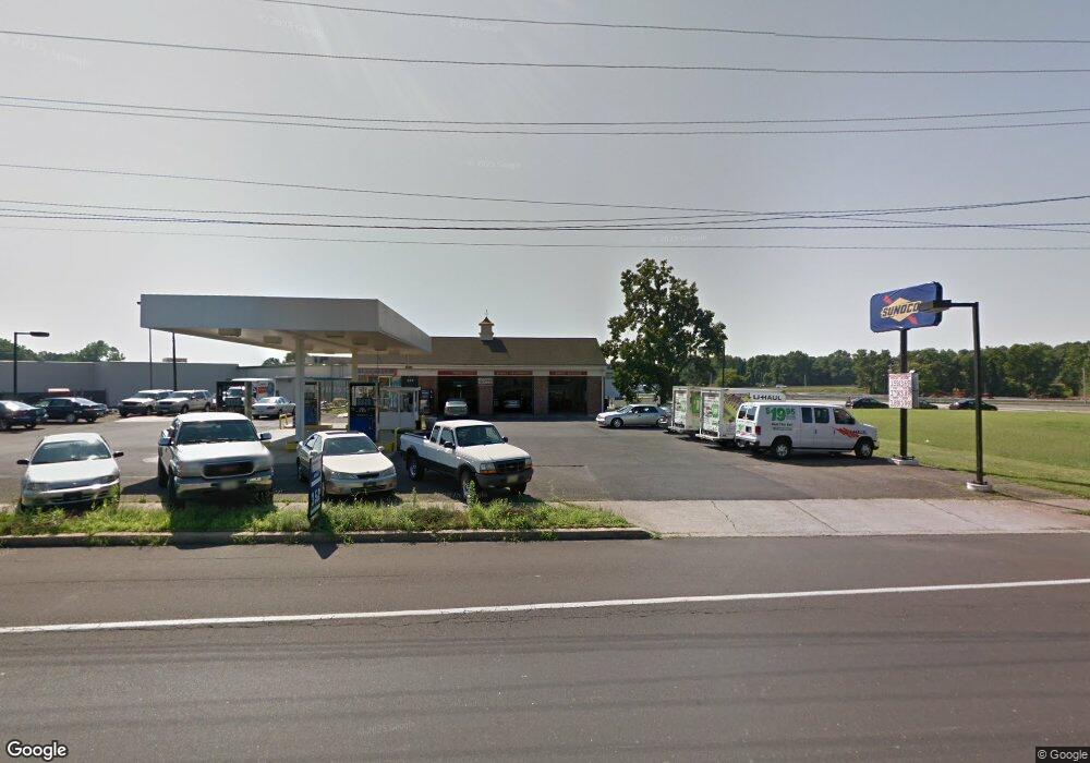 999 W Trenton Ave, Morrisville, PA 19067 - photo 1