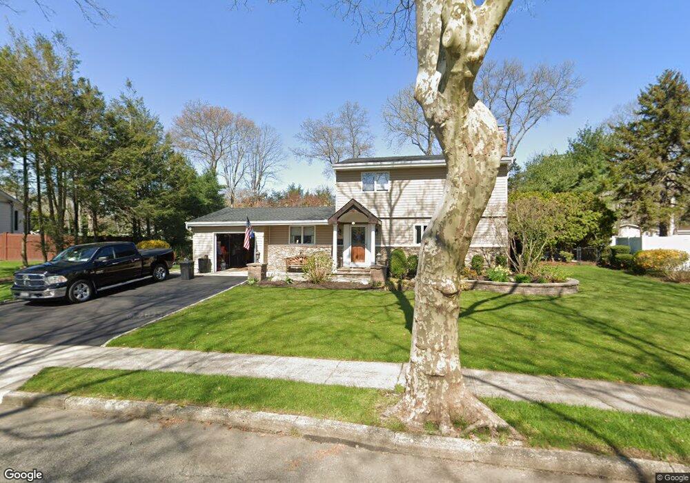 16 Mcnulty St, Dix Hills, NY 11746 - photo 1