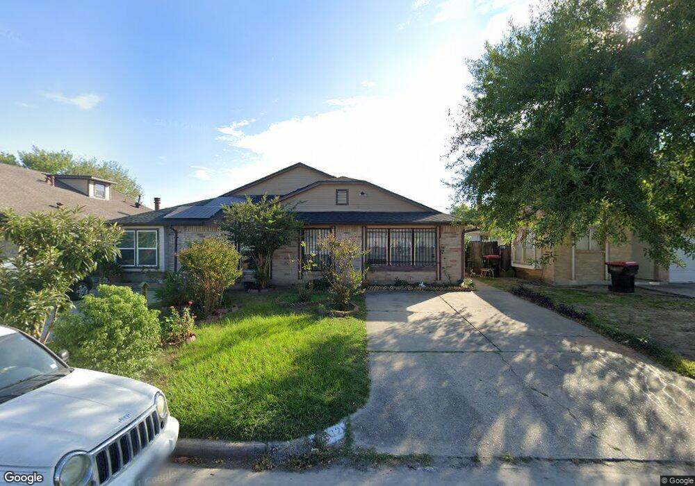 10032 Lasaber Ct, Houston, TX 77038 - photo 1