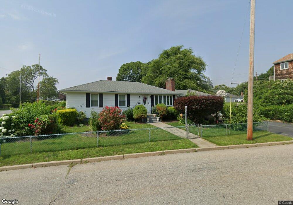 261 State St, Bristol, RI 02809 - photo 1