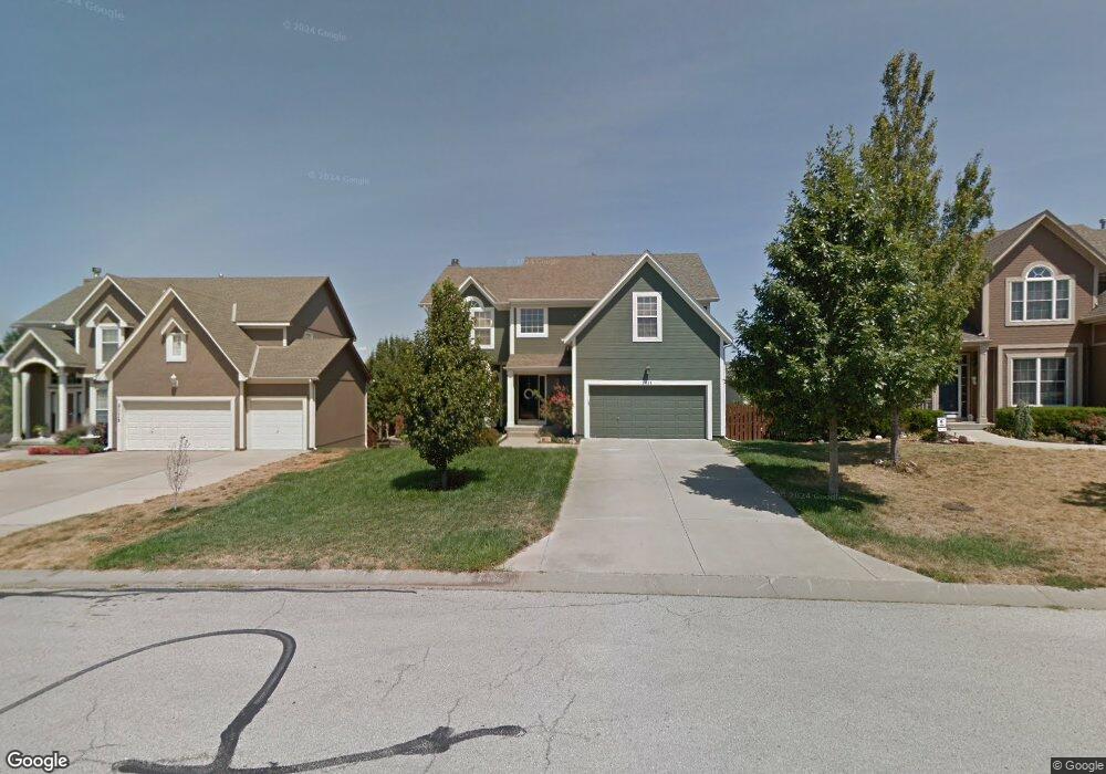 21108 W 56th Terrace, Shawnee, KS 66218 - photo 1