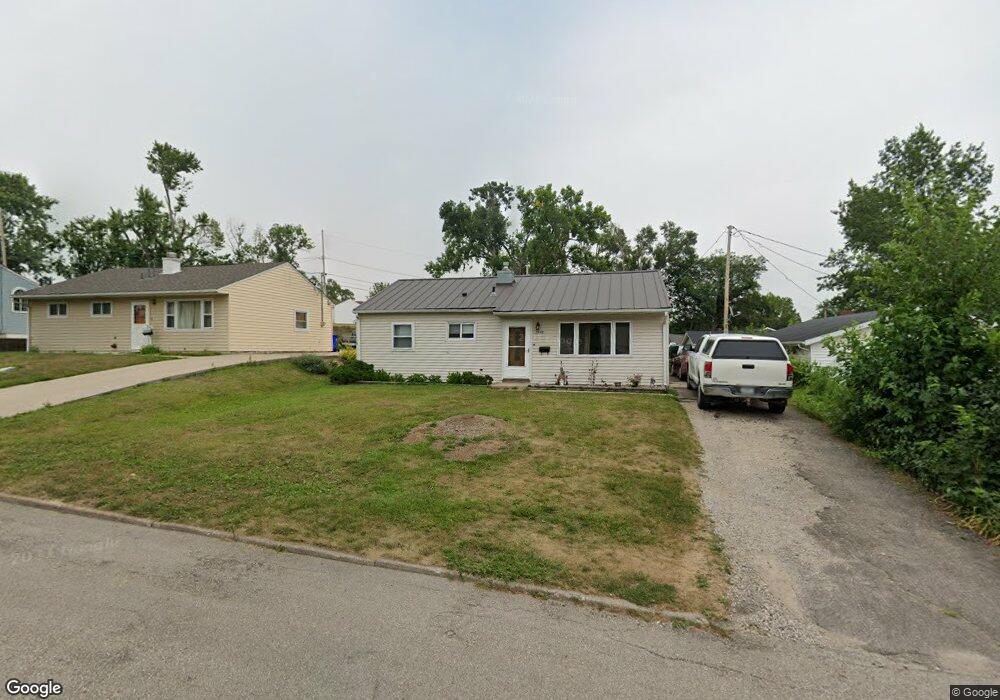 2545 Indiana St SW, Cedar Rapids, IA 52404 - photo 1