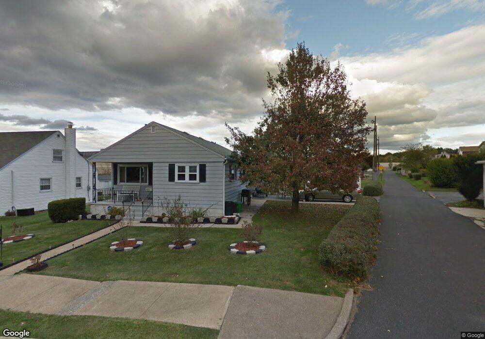 415 N Kearney St unit 417, Allentown, PA 18109 - photo 1