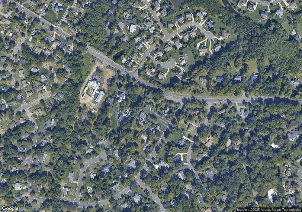 101 N Riding Dr, Moorestown, NJ 08057 - photo 1