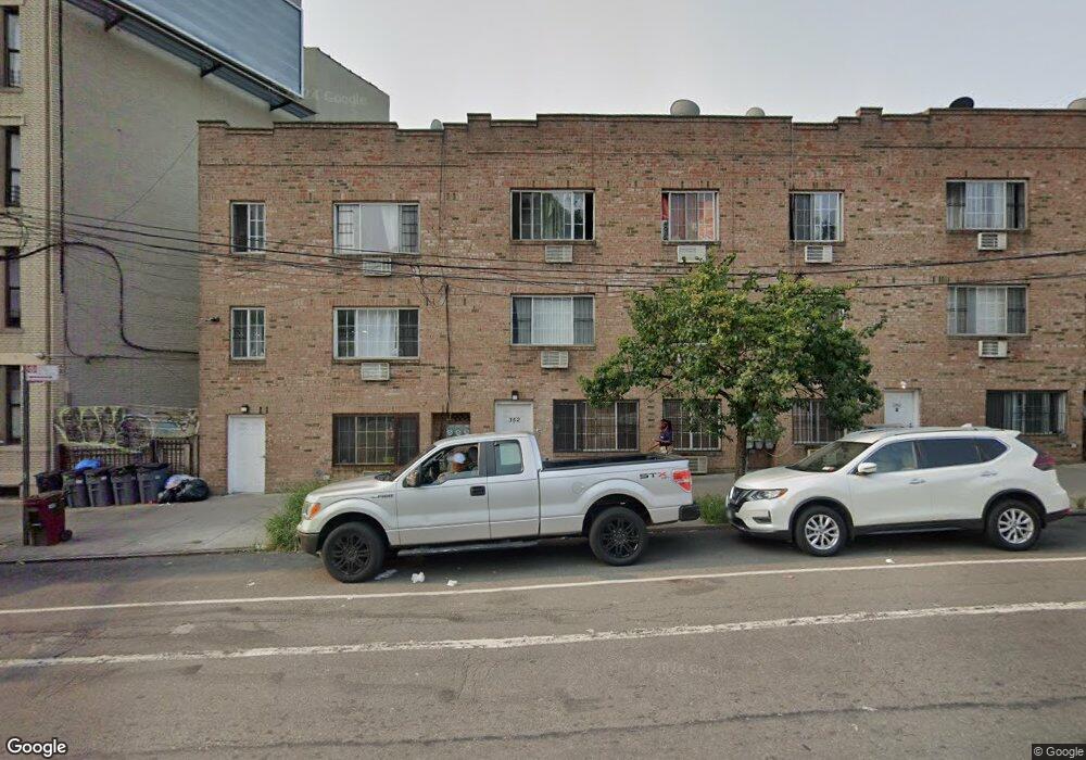 362 E 167th St, Bronx, NY 10456 - photo 1