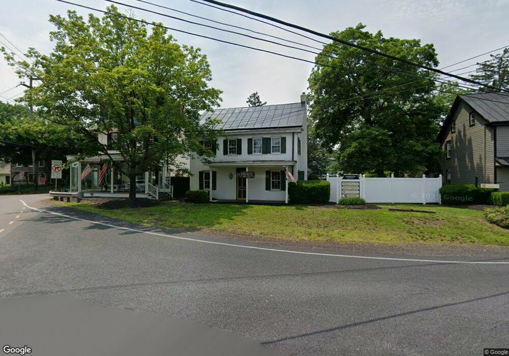 915 Lederach Cross Rd, Schwenksville, PA 19473 - photo 1