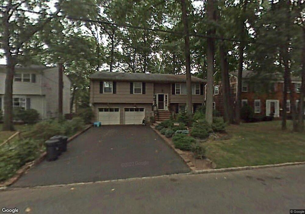 2110 Maple View Ct, Scotch Plains, NJ 07076 - photo 1