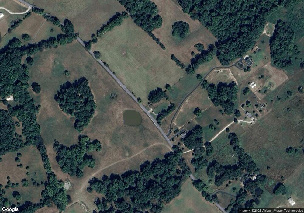 1942 Old Greenhill Rd, Bowling Green, KY 42103 - photo 1