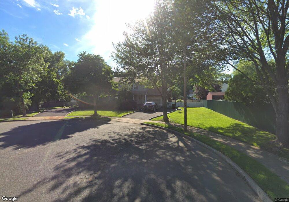 38 Millar Ct, Paramus, NJ 07652 - photo 1