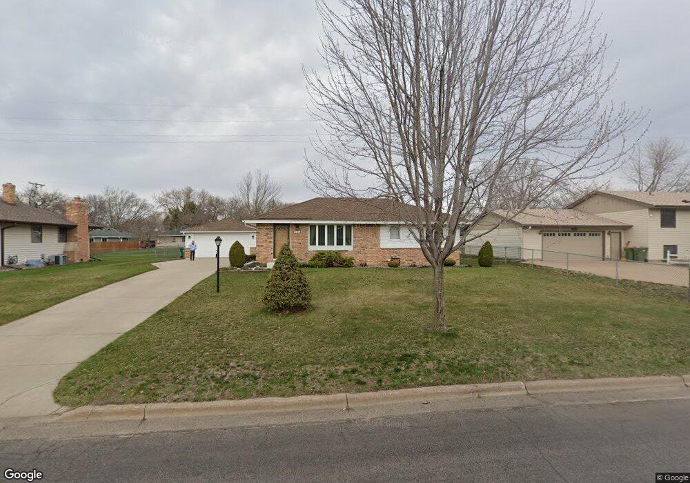 251 109th Ave NW, Coon Rapids, MN 55448 - photo 1