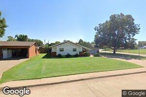 202 Cimarron Dr, Fairview, OK 73737