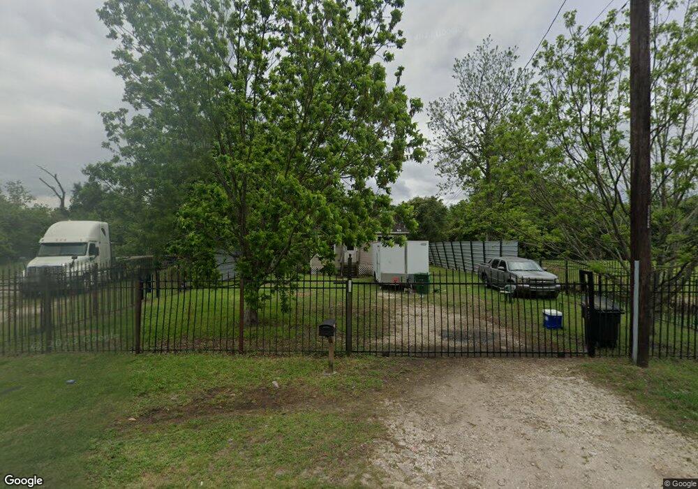 737 Dillard St, Houston, TX 77091 - photo 1