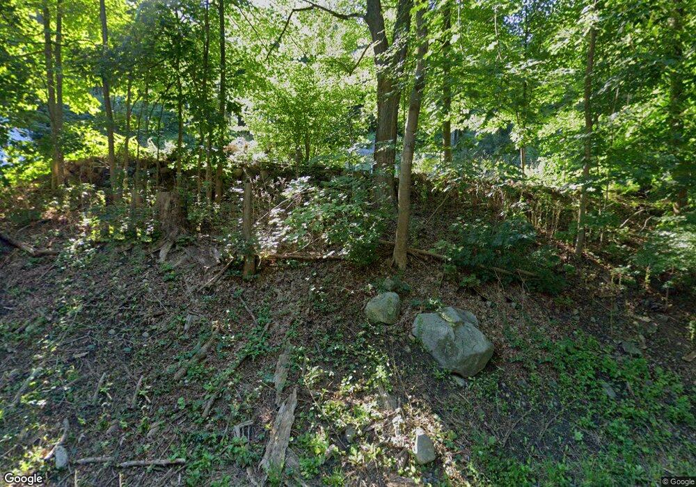 156 Redding Rd, Redding, CT 06896 - photo 1