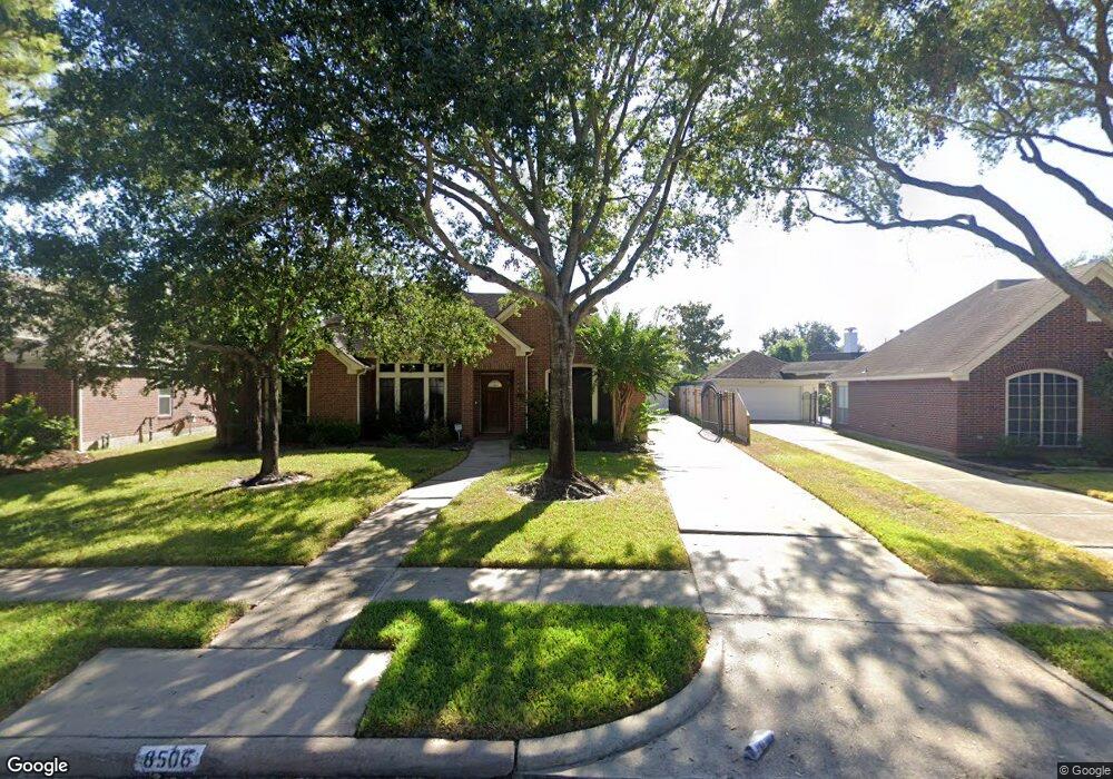 8506 Waiting Spring Ln, Houston, TX 77095 - photo 1