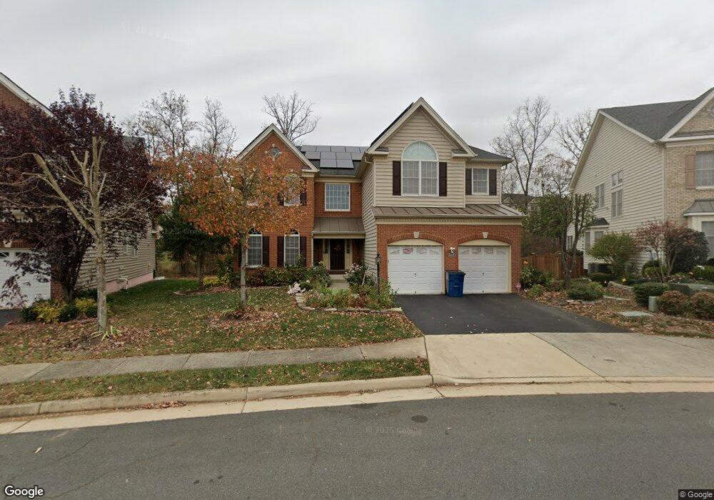 23253 Breadalbane Cir, Ashburn, VA 20148 - photo 1