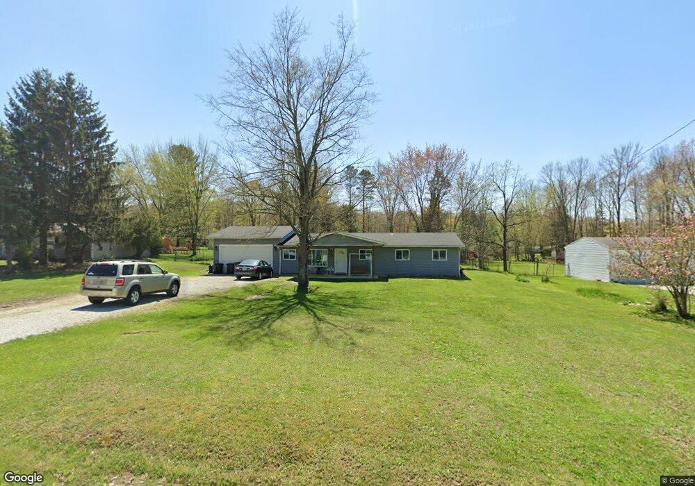 659 Robinhood Dr, Aurora, OH 44202 - photo 1