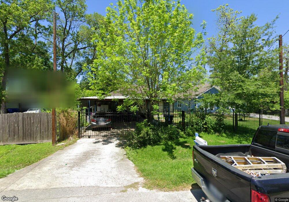 5817 Gaston St, Houston, TX 77016 - photo 1