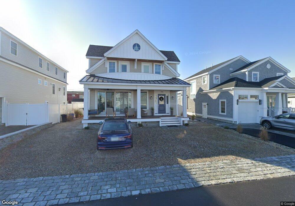 206 Bristol St, Seabrook, NH 03874 - photo 1