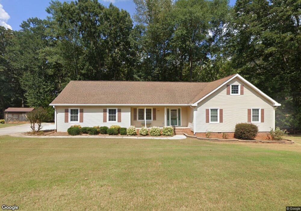 130 W Triple Tree Dr, Carrollton, GA 30117 - photo 1