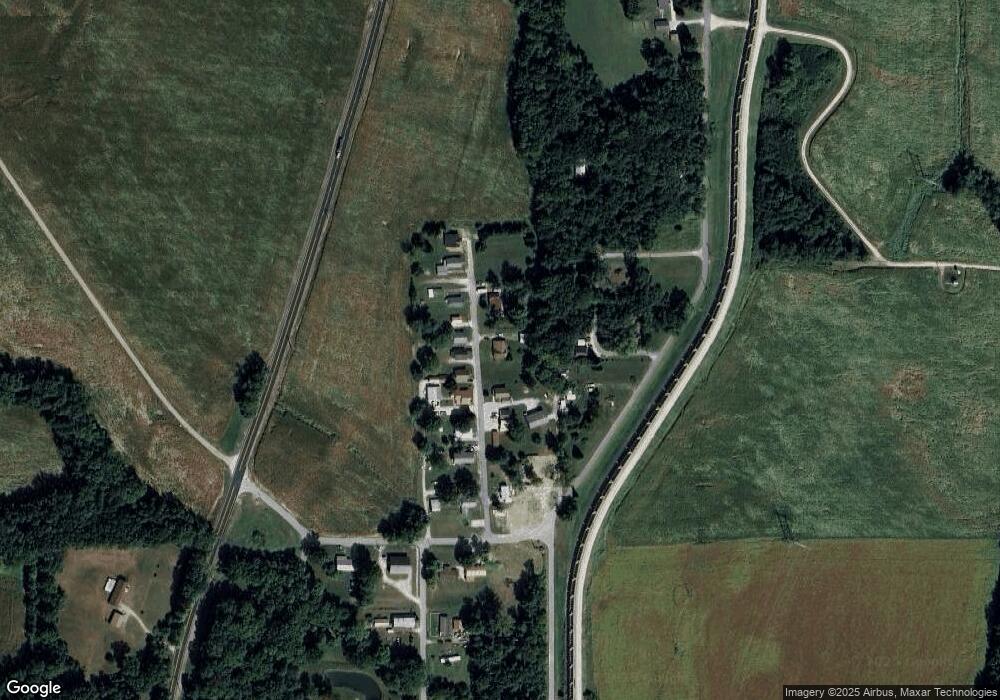 316 N 1st St, Edwardsport, IN 47528 - photo 1