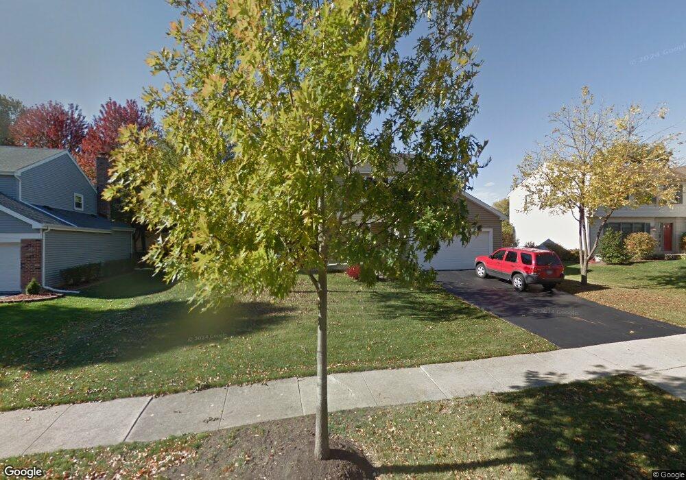 213 Briarheath Ln, Naperville, IL 60565 - photo 1