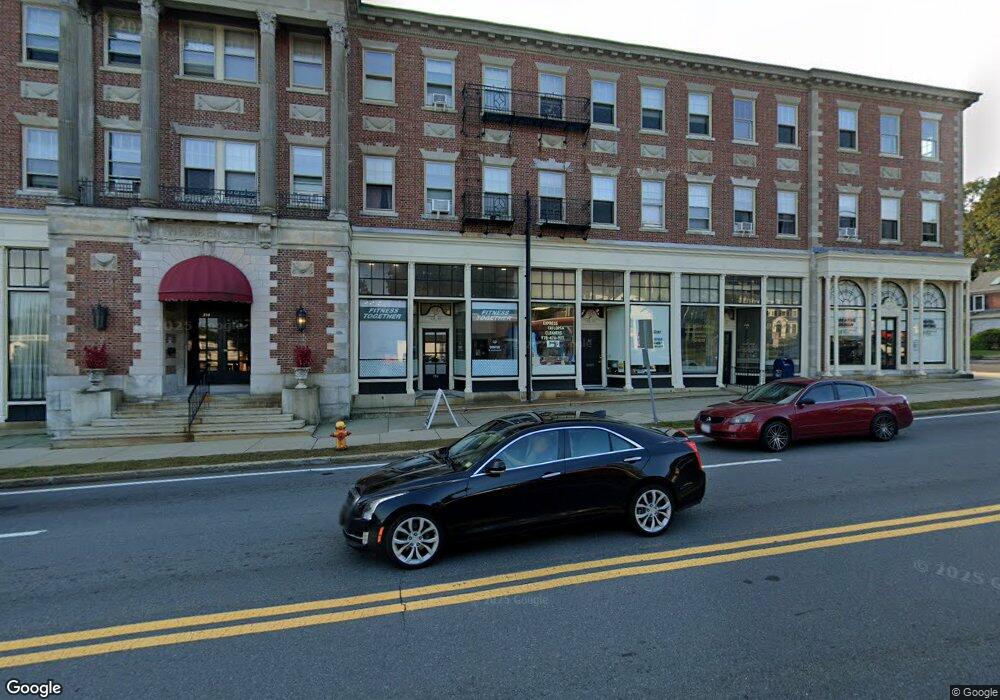 354 No Main St unit 301, Andover, MA 01810 - photo 1