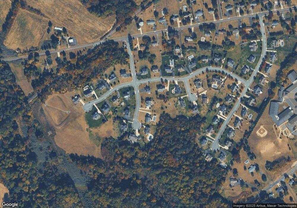 562 Fox Hollow Ct, Mickleton, NJ 08056 - photo 1