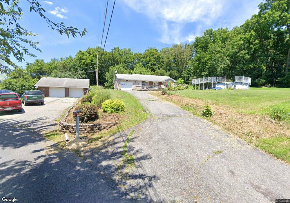 126 Krock Ln, Nazareth, PA 18064 - photo 1