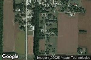 302 S Walnut St, West Union, IL 62477