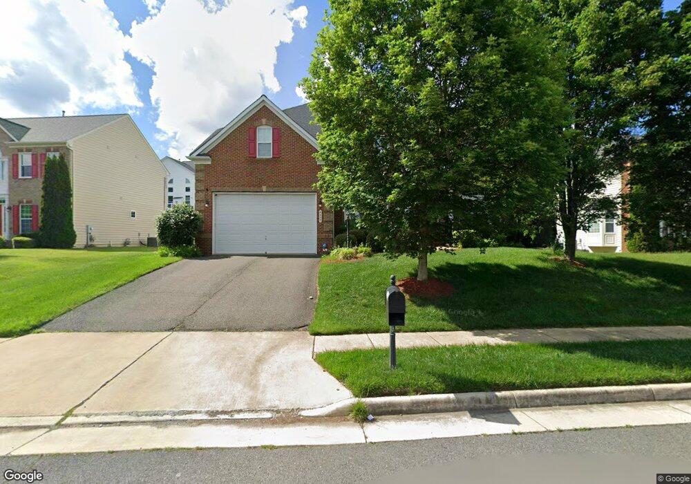 5525 Victory Loop, Manassas, VA 20112 - photo 1