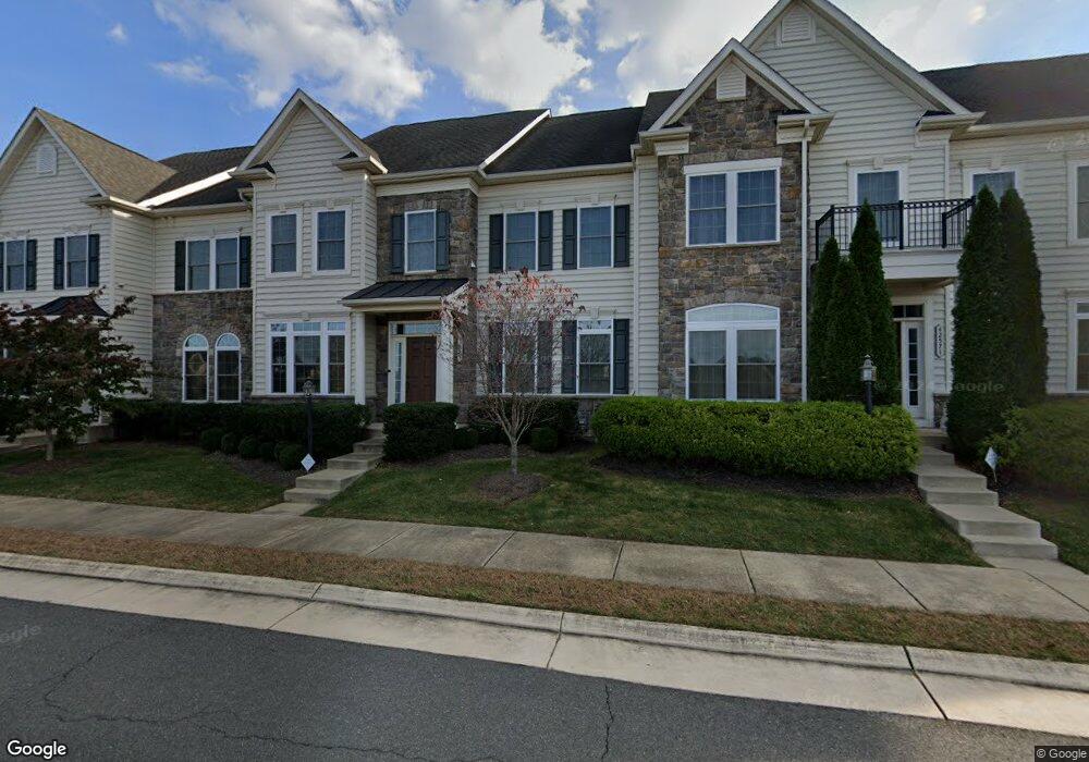 42573 Voormeade Terrace, Chantilly, VA 20152 - photo 1