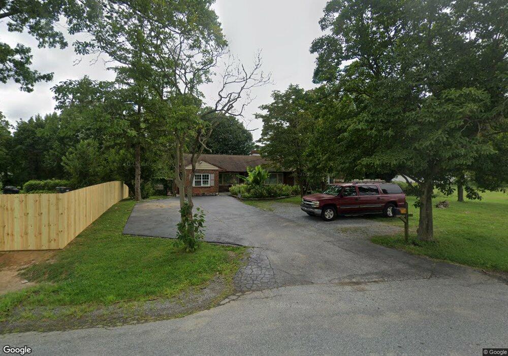 704 Kiamensi Rd, Wilmington, DE 19804 - photo 1