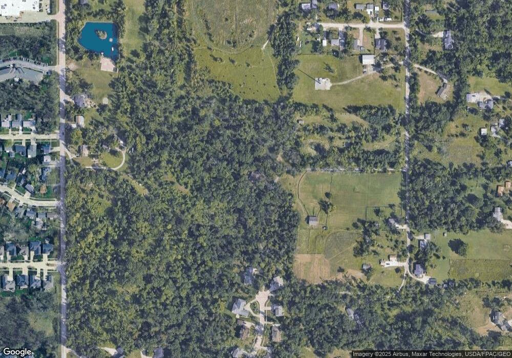 1297 43rd St SE, Cedar Rapids, IA 52403 - photo 1